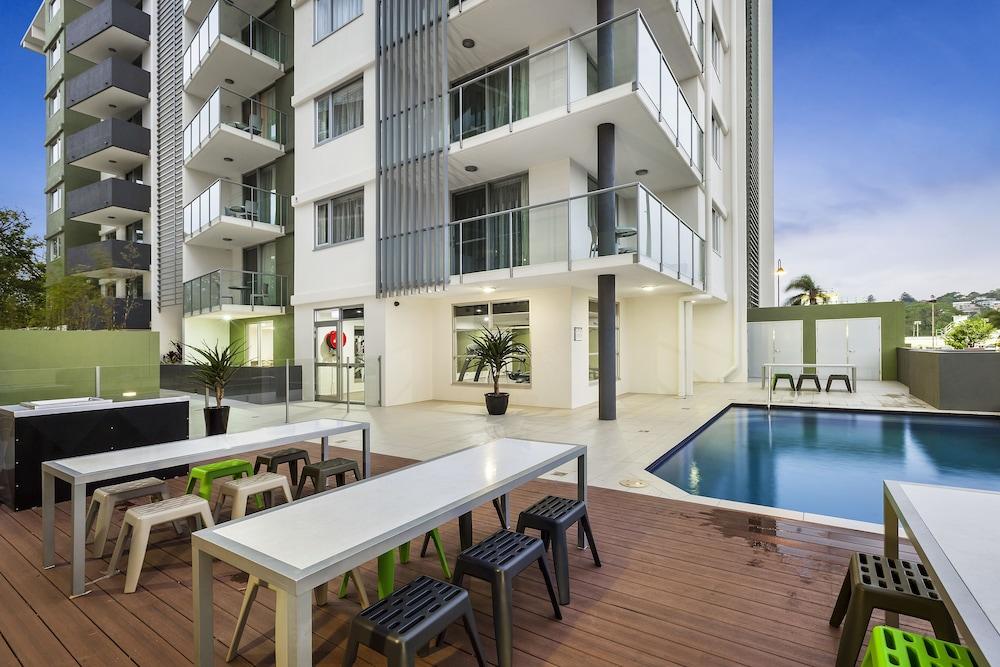 Aparthotel Quest Breakfast Creek Brisbane Exterior foto